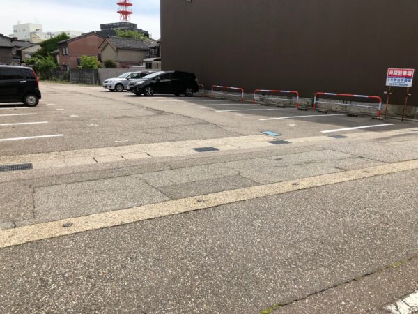 高岡市川原本町408番他7筆