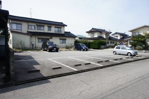 西川パーキング