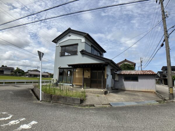 高岡市下伏間江貸家